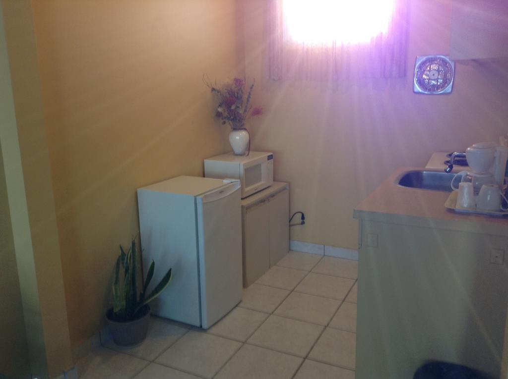 Motel Rive Du Lac Saint-Zotique Bilik gambar